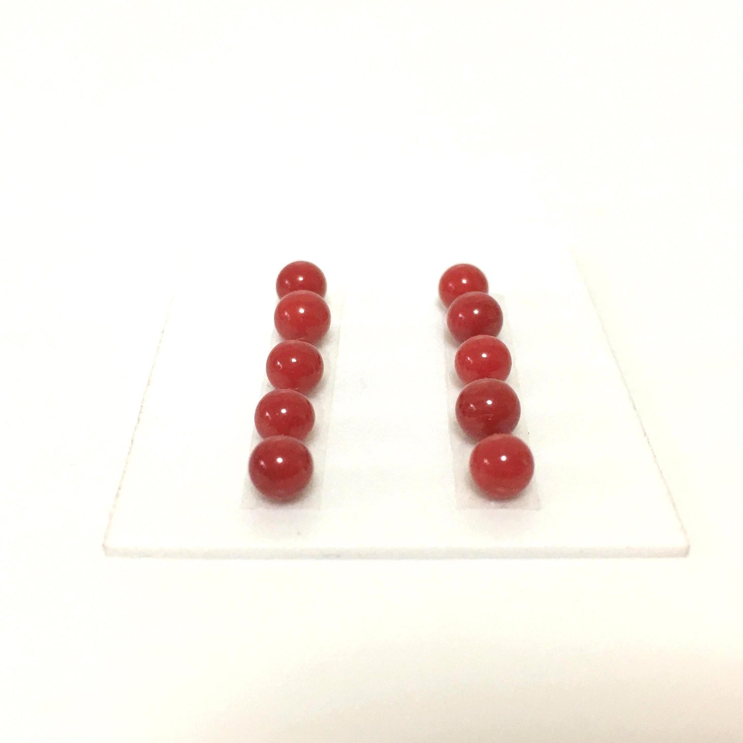 Red round bamboo coral 4mm for 10pcs, half-drilled hole, For jewelry making (dyed)