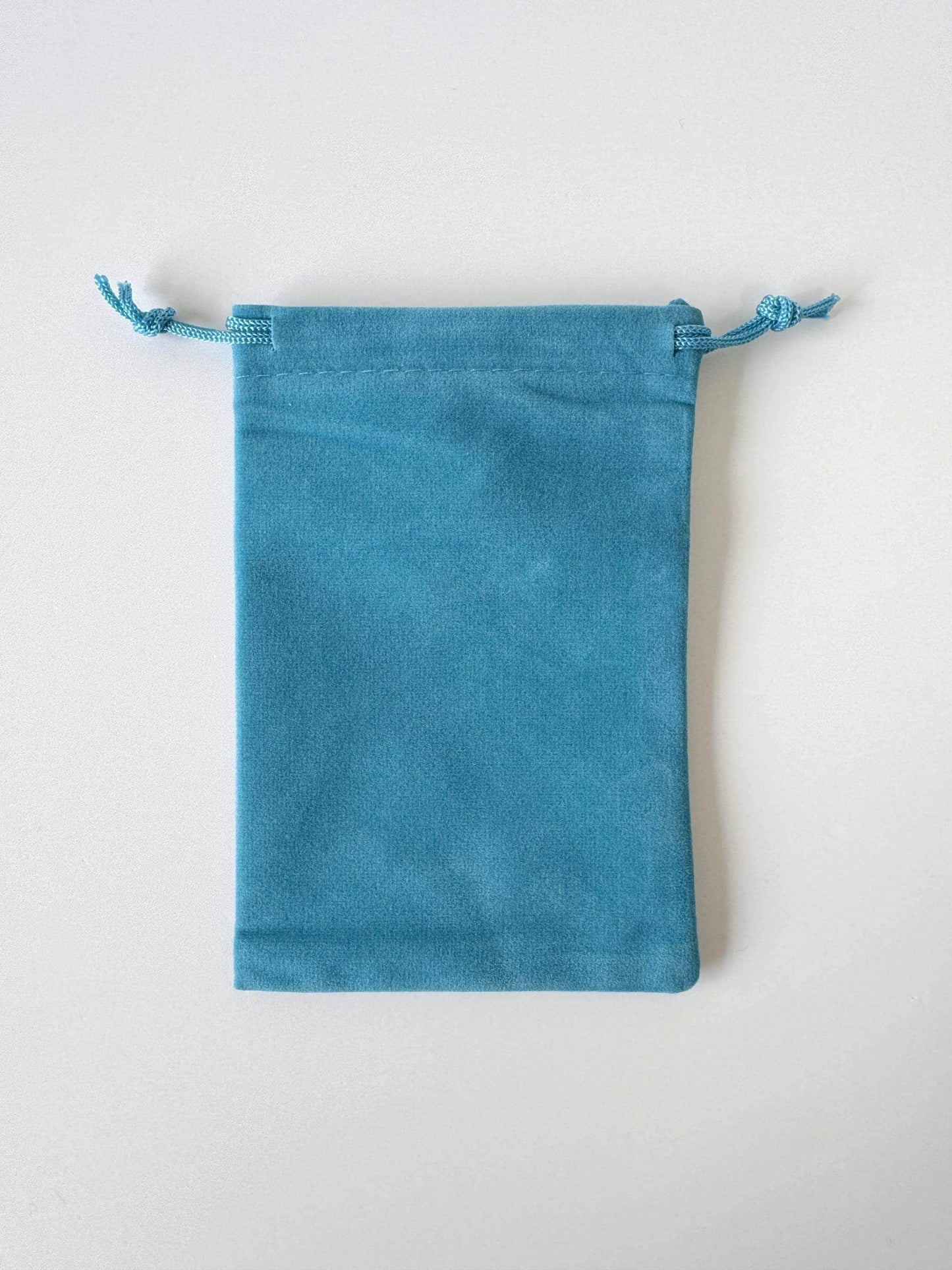 Japanese Akoya Pearl : Natural Blue Silver Color - Cultured Saltwater Pearls, 7.5-8mm Beads, Silver Clasp Necklace