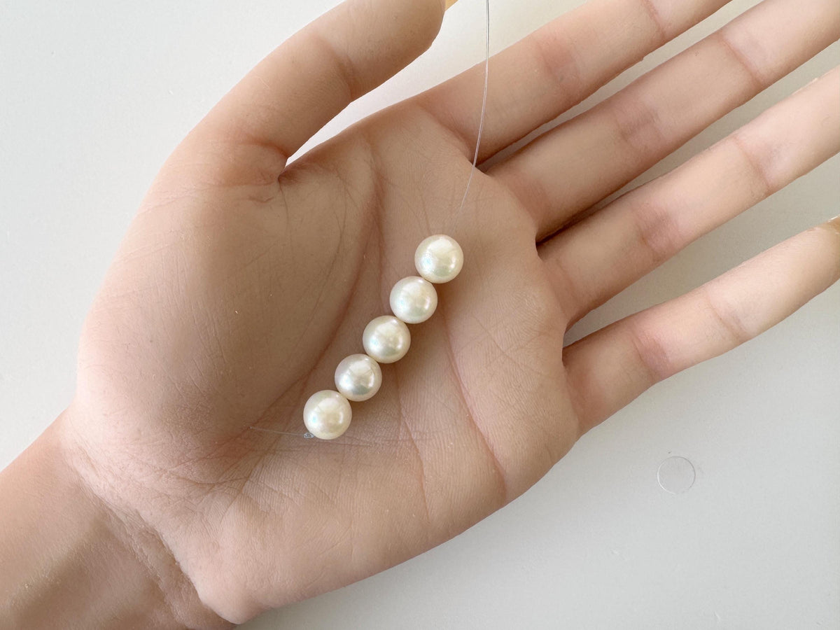 Japanese Akoya Pearl Beads: Cultured White Saltwater Pearls, Mini Strand (8.5-8.7mm, Near-Round, 5 Pieces)