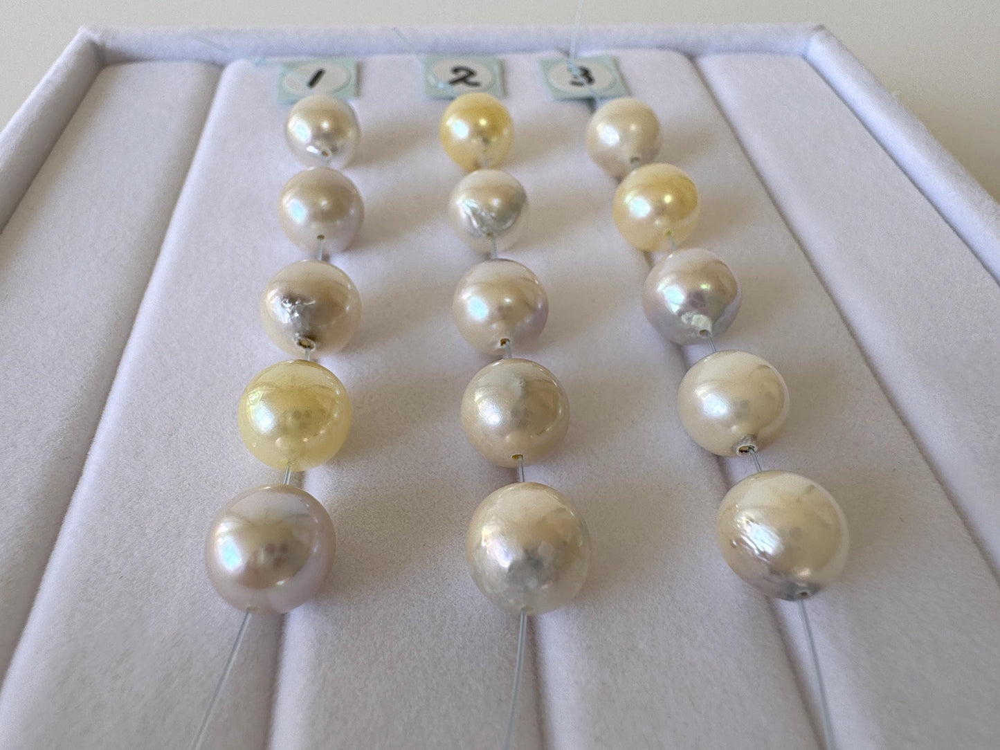 Natural Akoya Pearl Beads: Blue Silver Yellow White, 7.5-8mm, 5-Piece Strand