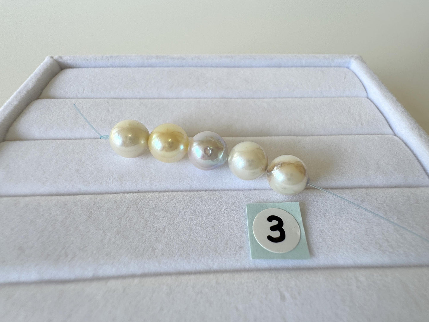 Natural Akoya Pearl Beads: Blue Silver Yellow White, 7.5-8mm, 5-Piece Strand