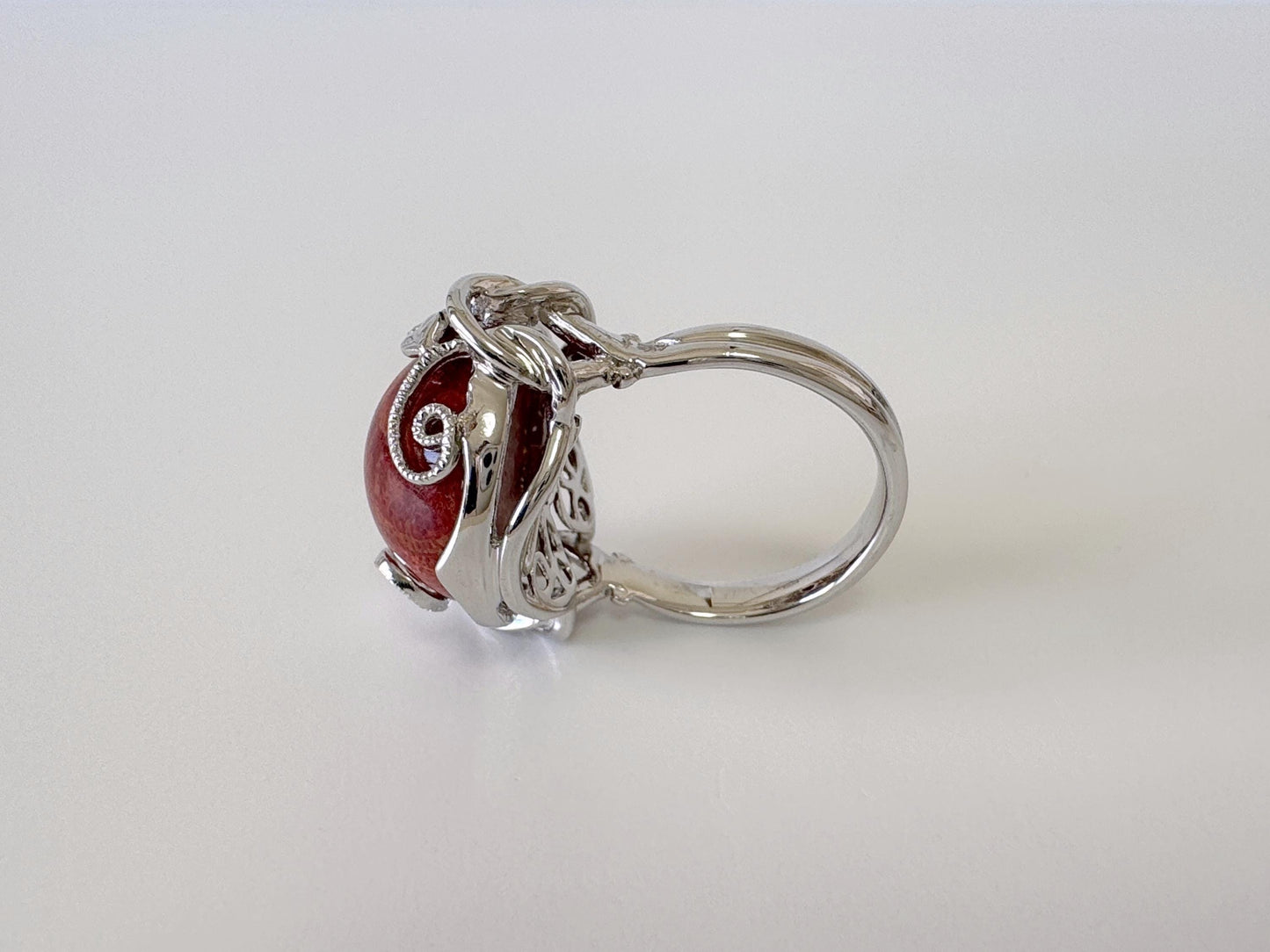 Natural sponge coral half circle silver ring, size is Jp 17, US 8.5, UK Q, IT 57