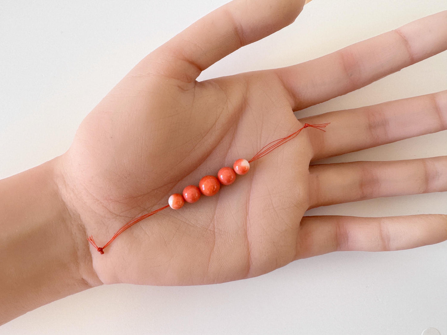 Momo Coral Beads, Orange White (Set of 5, 5.7-7.5mm)