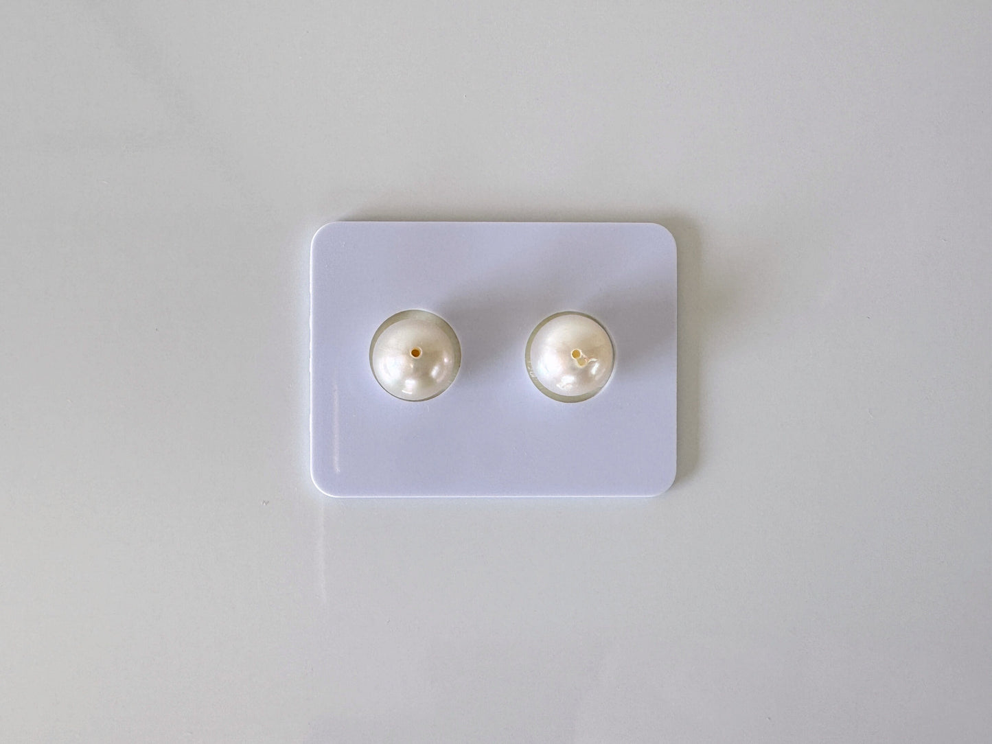 Japanese Cultured Akoya pearl 8.5mm, White Color, Half-Drilled Round loose, Price per Pair, Value-priced unused vintage, Salt water pearl