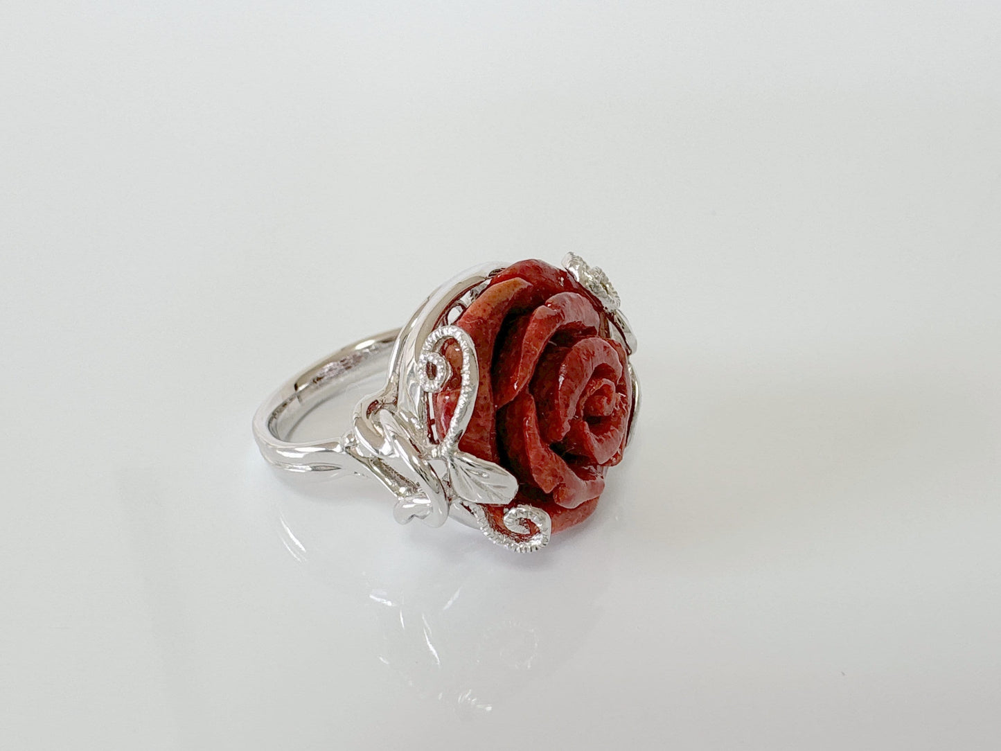 Natural sponge coral rose silver ring, size is Jp 15, US 7.5-8, UK O-P, IT 55.5