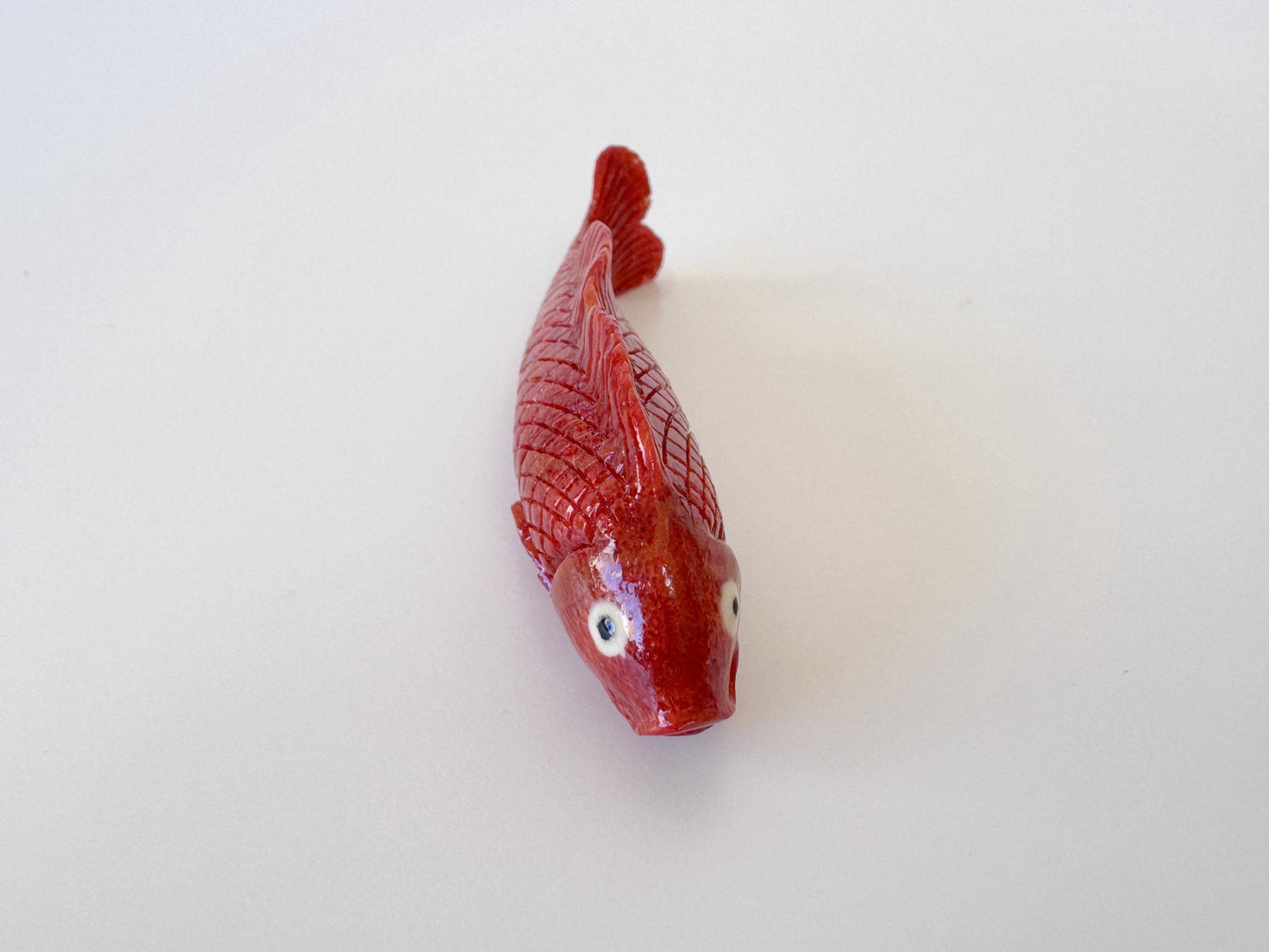 Sponge Coral Carp Carving: 57mm Apple Coral Fish