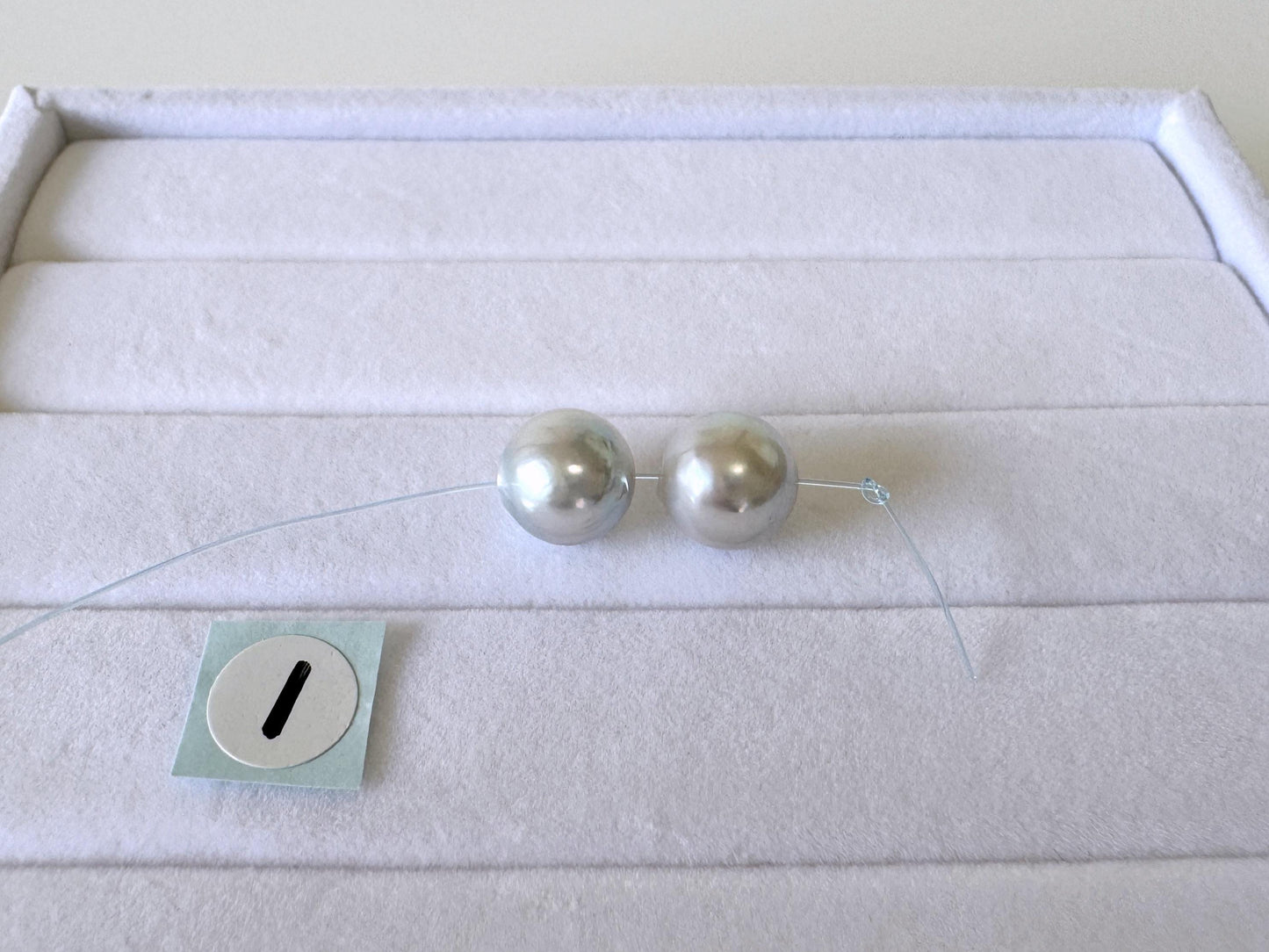 Japanese Akoya Pearl Beads - Natural Blue Silver Color, 8-8.5mm Cultured Saltwater Pearls, Mini Strand, Jewelry Supplies, 2 Pcs