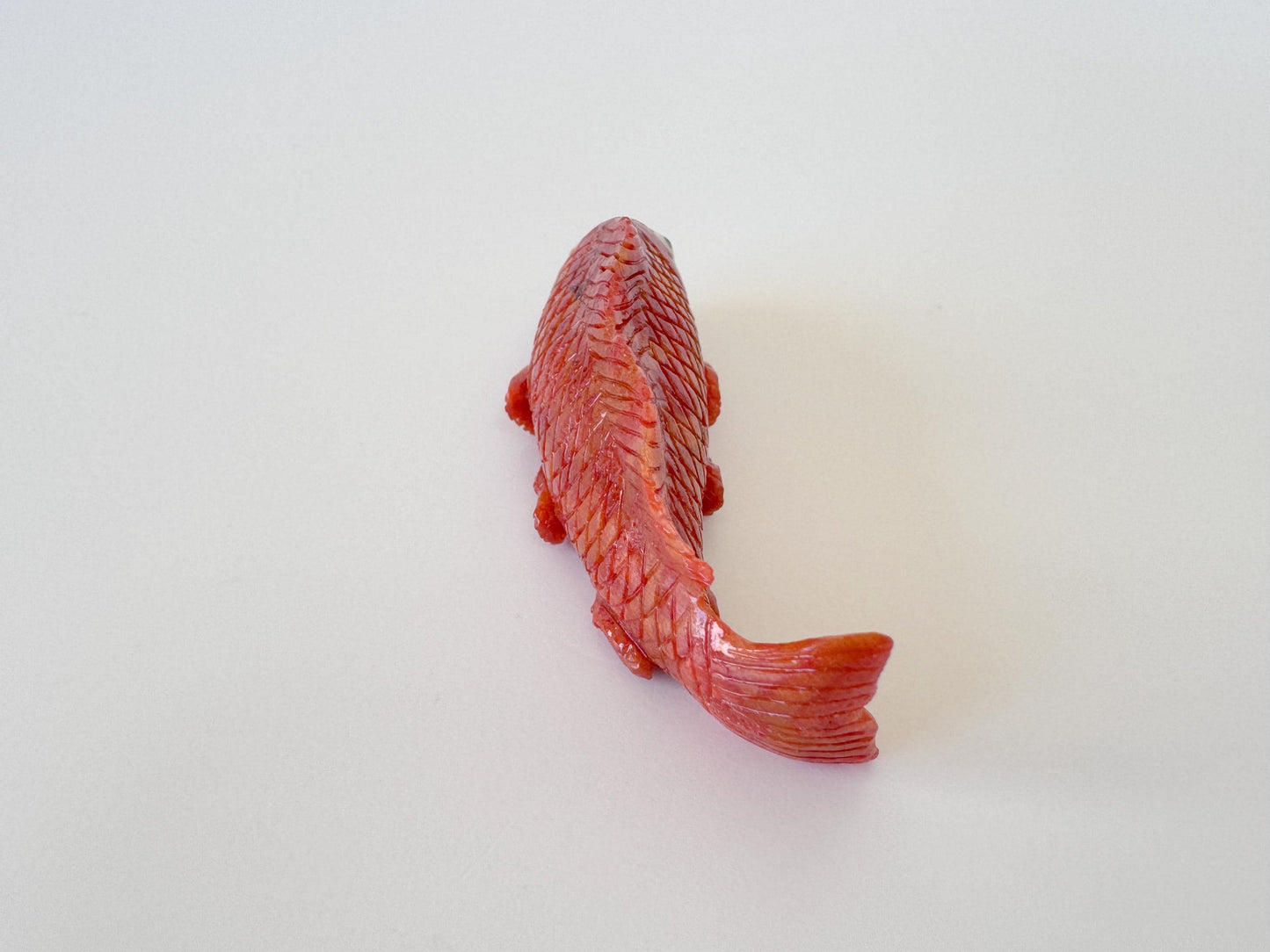 Sponge Coral Carp Carving: 53mm Apple Coral Fish