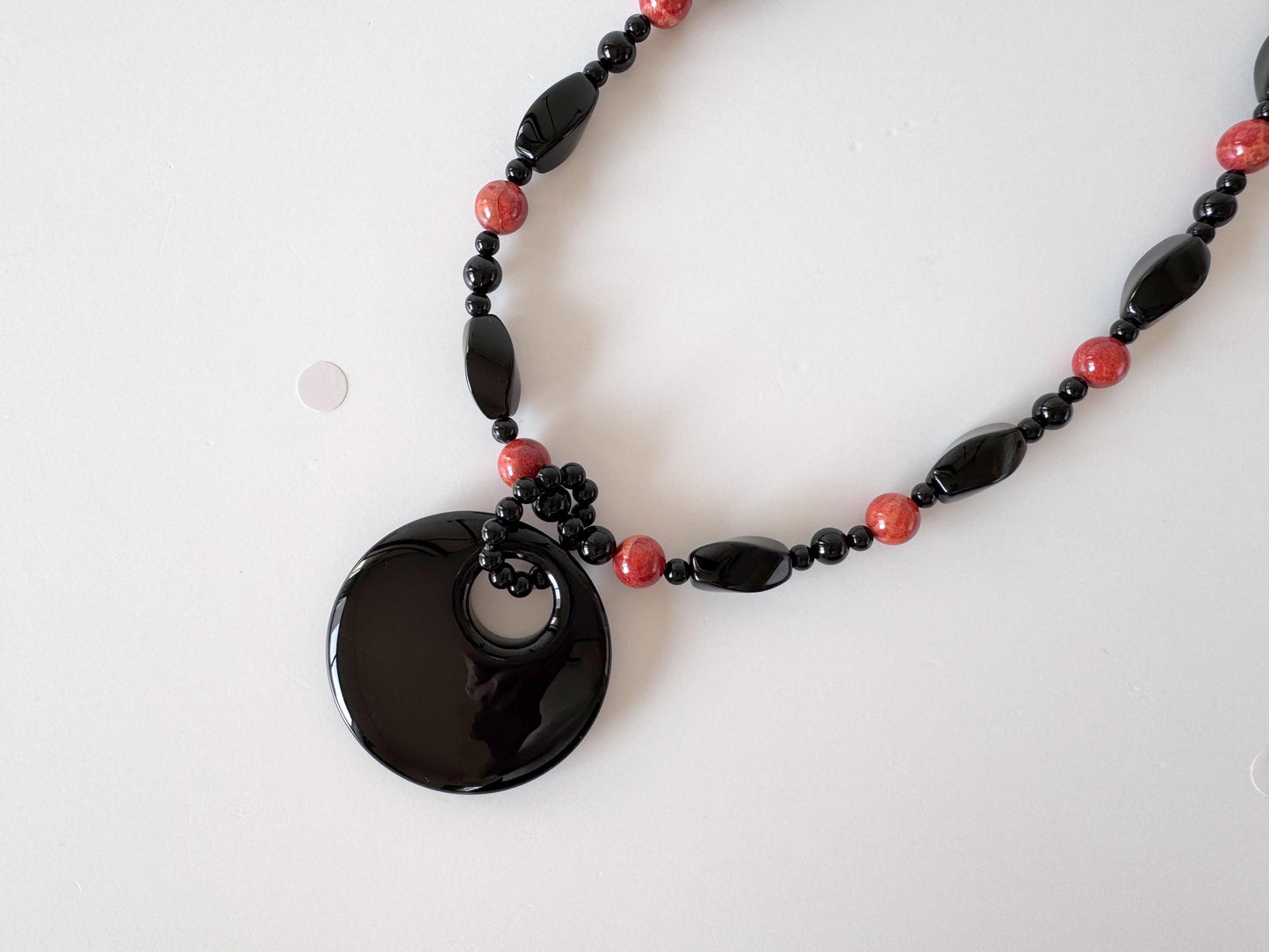 Onyx, Sponge Coral Necklace with Pendant, Silver Clasp