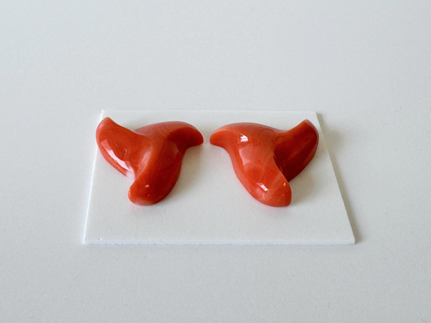 Momo Coral Loose | Unique Carved Pair | Natural Orange | 18X18.5mm | Back Hole Jewelry Supplies