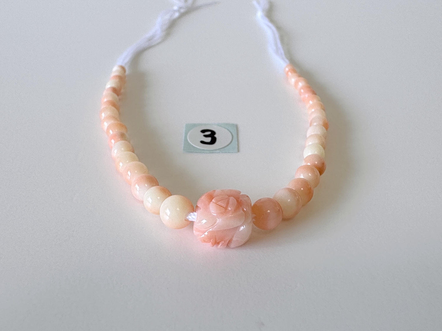 Natural Pink Coral Short Strand Beads with Carving Beads, Pink Momo Coral Beads, 11-11.5cm, Genuine Natural Color Coral Parts