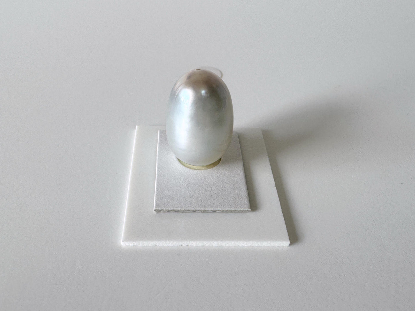 South sea pearl 17.2x11.6mm, Natural White/Slightly Blue Color, Half-Drilled Pear shape loose, unused vintage, Salt water pearl