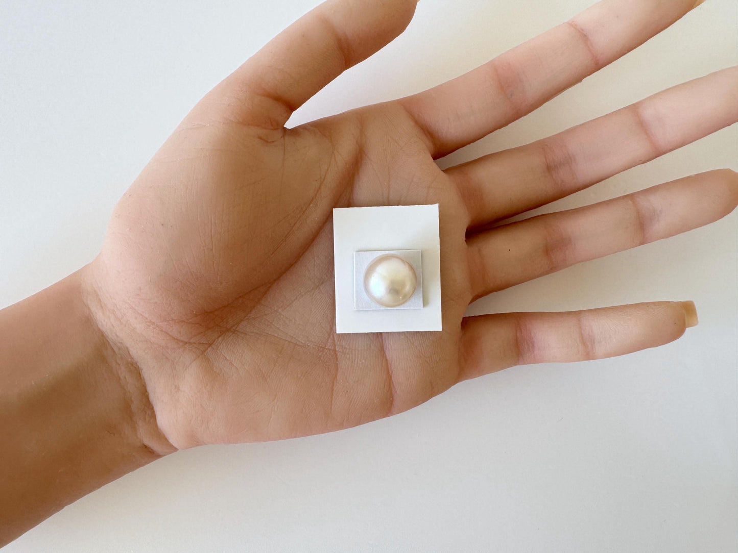 South sea pearl 12.4mm, Natural White/Slightly light blue Color, Half-Drilled Round/Slightly loose, unused vintage, Salt water pearl