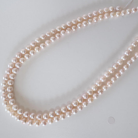 Akoya Pearl Strand: 6.5-7mm White/Pink Cultured Saltwater Pearls