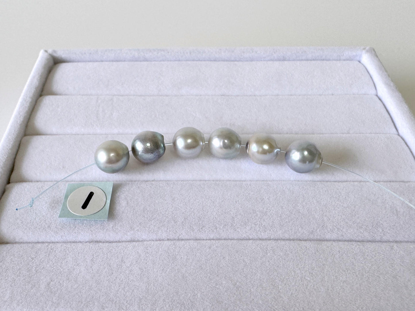 Japanese Akoya Pearl Beads: Natural Blue-Silver Cultured Pearls, Semi-Round Shape (7-7.5mm, Saltwater Mini Strand, 6 Pcs)