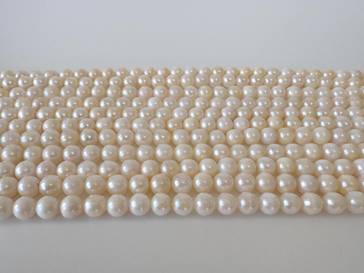 Japanese Akoya Pearl Strand - Cultured Saltwater Beads - 5-5.8mm White-Off White, Full 40cm Length, Jewelry Crafts, Value-Priced