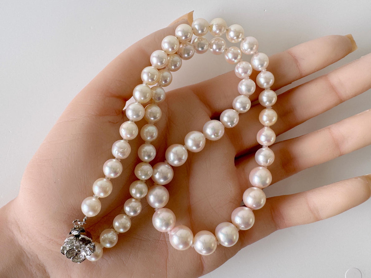 Japanese Akoya Pearl Necklace: White/Slightly Pink 6.8-9.3mm Cultured Strand, Silver Clasp | Saltwater Gems, 45cm Length