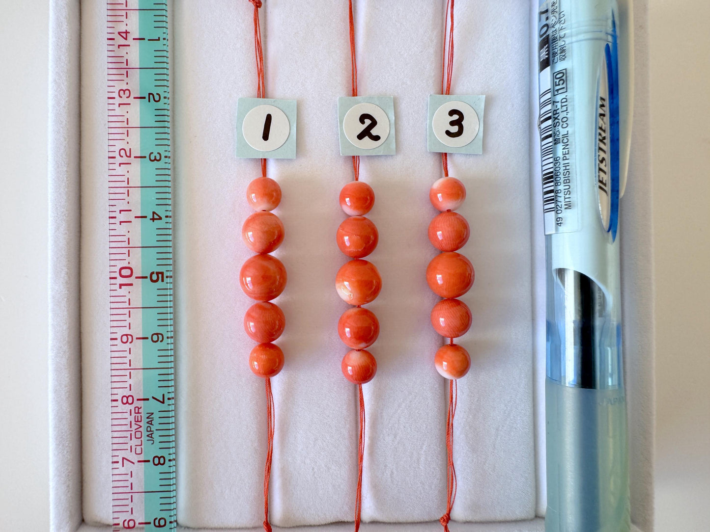Momo Coral Beads, Orange White (Set of 5, 5.7-7.5mm)