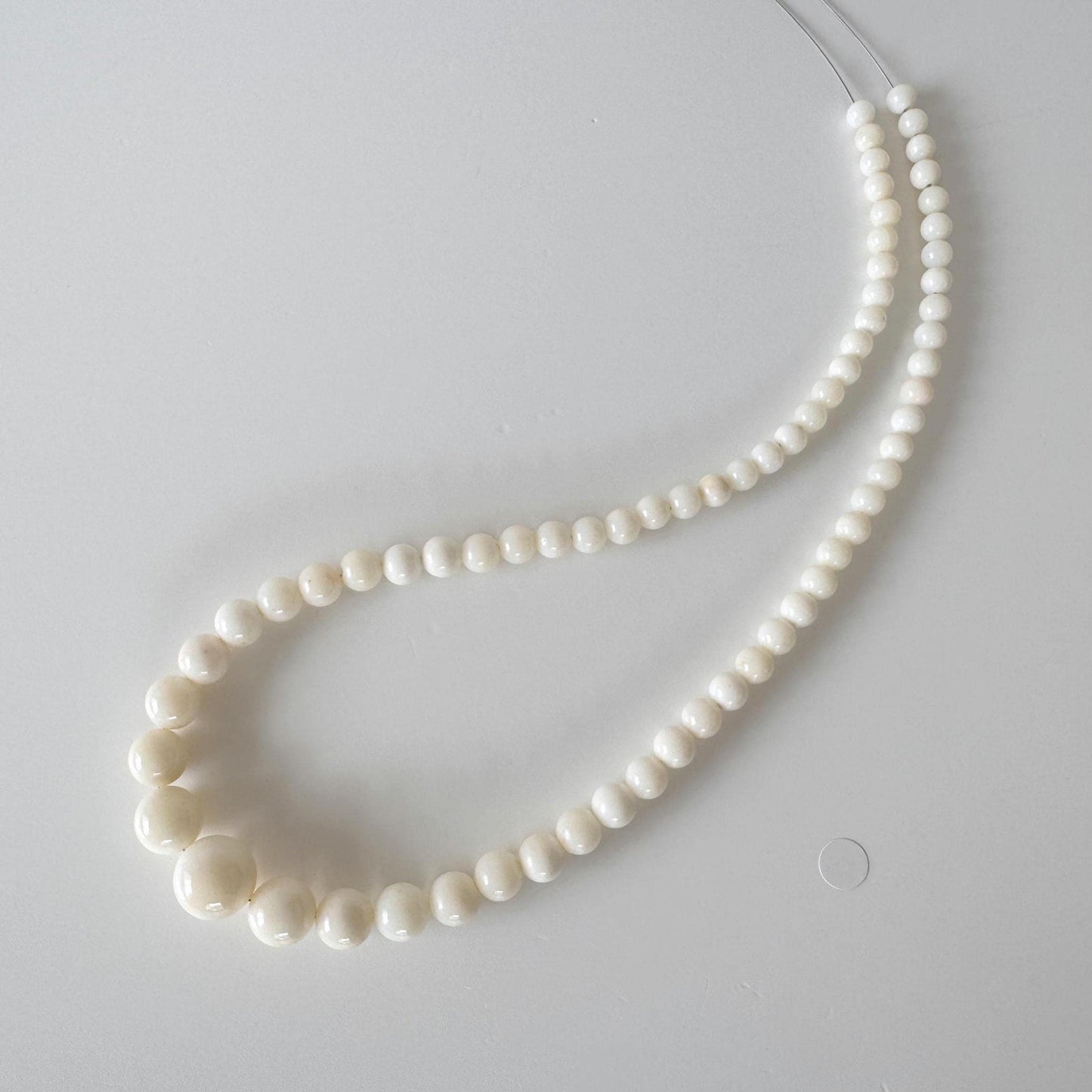 Natural Coral Strand Beads: White Round Coral, 4.7-12.7mm, 42cm | Genuine Jewelry Supplies, Craft Use