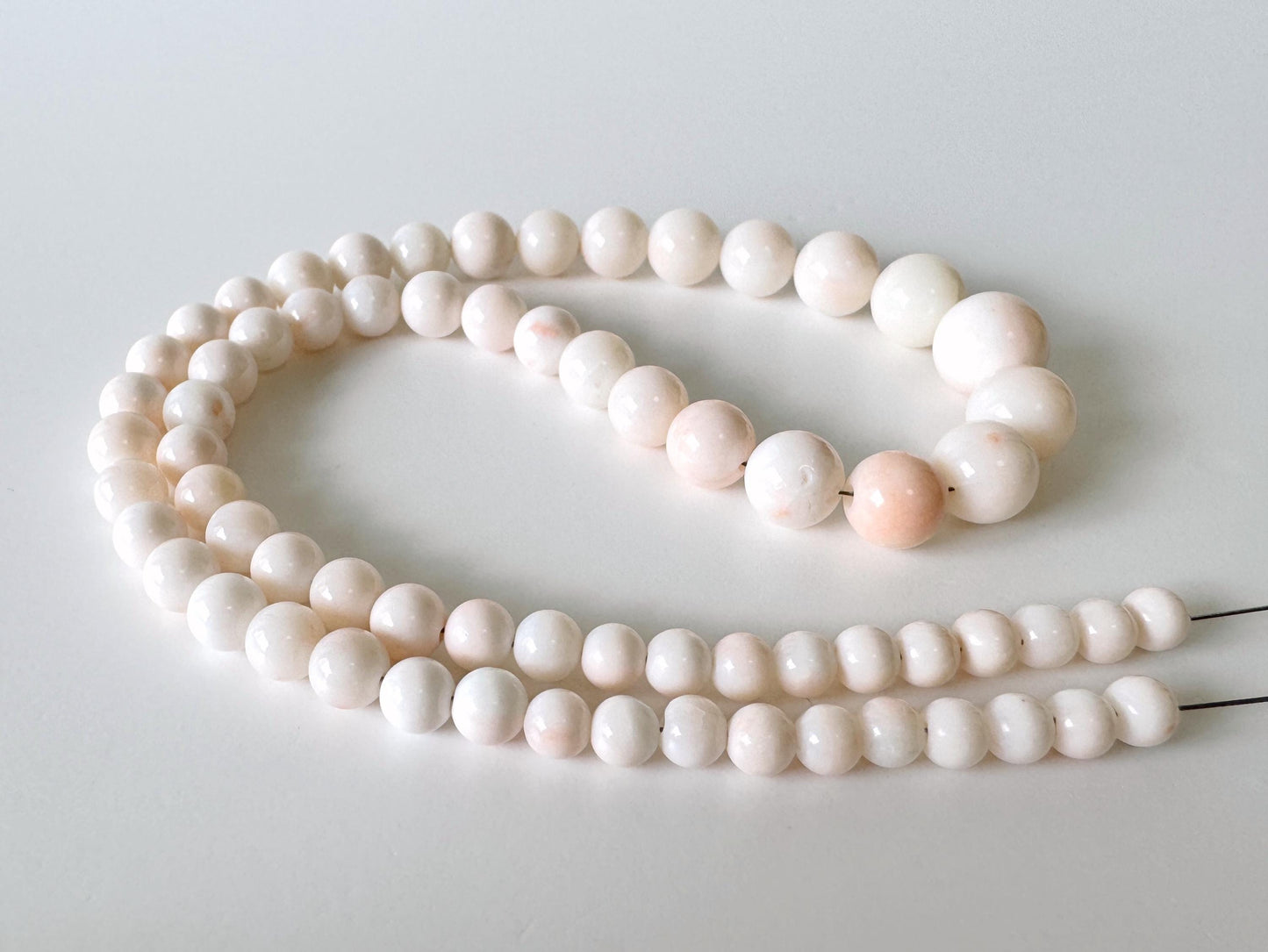 Natural Coral Strand Beads: Midway Deep Sea White/Very Slightly Light Pink Round, 5-10.8mm, 40cm | Jewelry Supplies, Craft Beads
