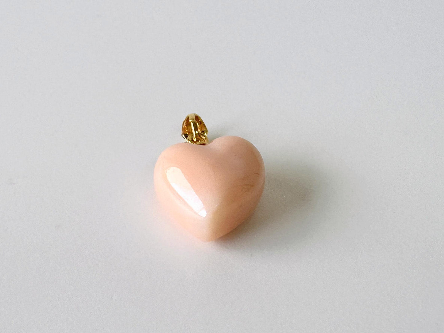 Coral Pendant Heart Shaped Natural Deep Sea Coral: Pink/Angel Skin Tones, Silver (Gold-Plated) Bail (16.4x15mm, Jewelry)