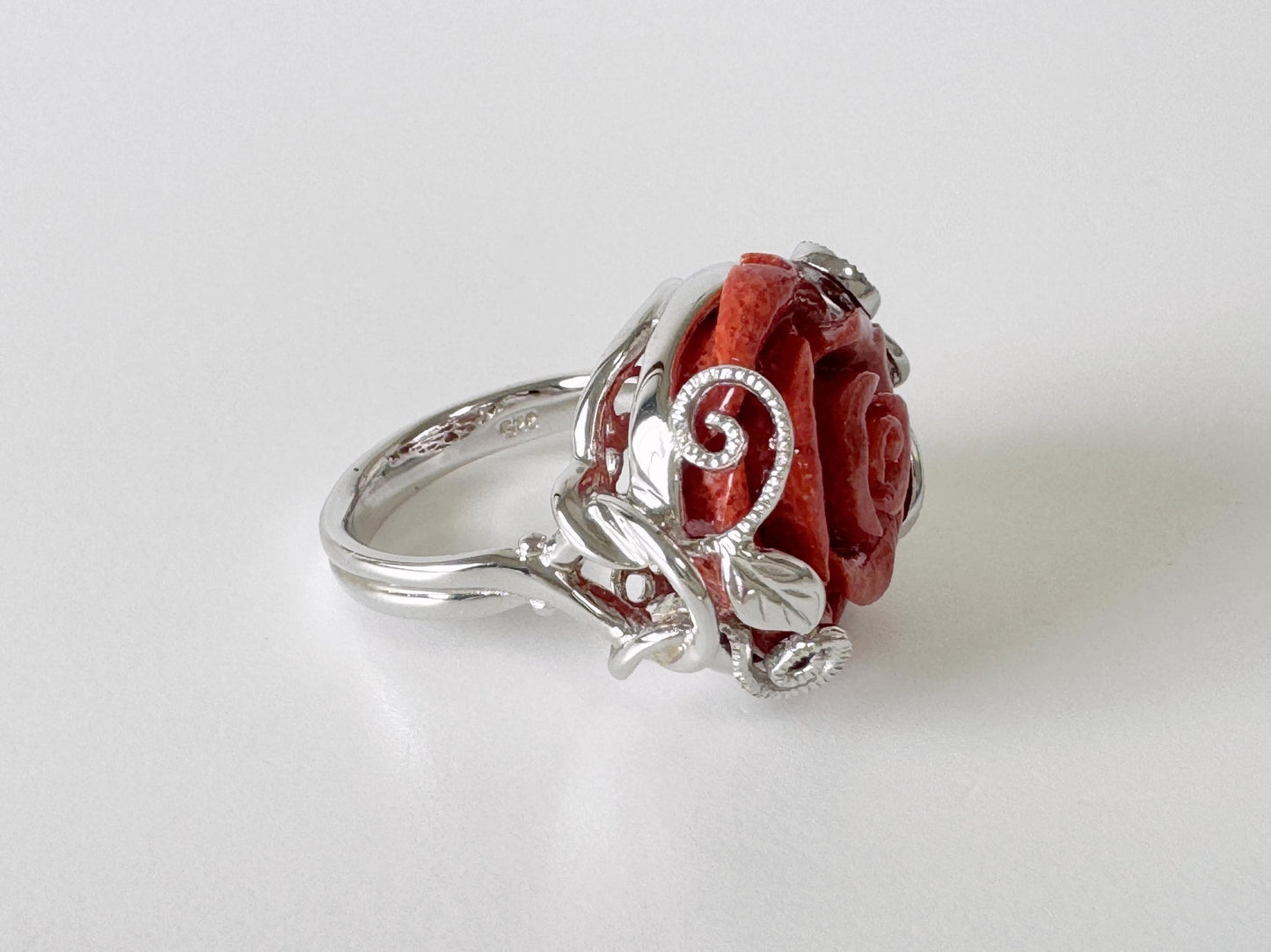 Sponge Coral Rose Ring: Natural Patterned Red Coral Flower Jewelry, Sterling Silver (Size Jp 13, US 6.5-7, UK M-N, IT 53)