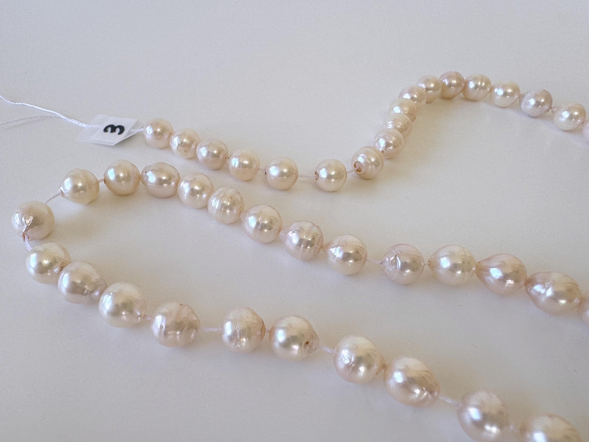 Japanese Akoya Pearl Strand 7-7.5mm Baroque Beads, White Pink Overtone (40cm + 5pcs, Saltwater Cultured, Some natural defects)