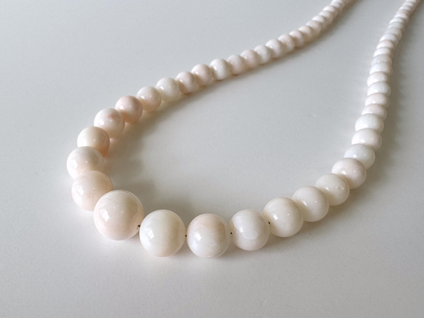 Natural Coral Strand Beads: Midway Deep Sea White/Very Slightly Light Pink Round, 5-10.8mm, 40cm | Jewelry Supplies, Craft Beads