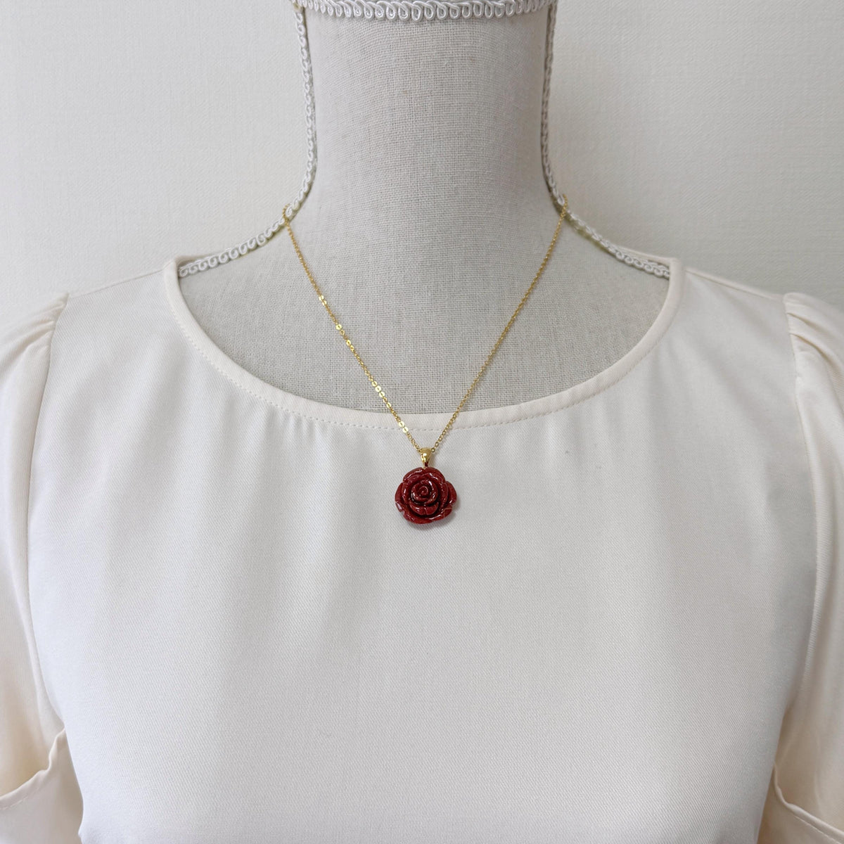Sponge Coral Rose Pendant, Dark Red, 20mm (Brass Bail)