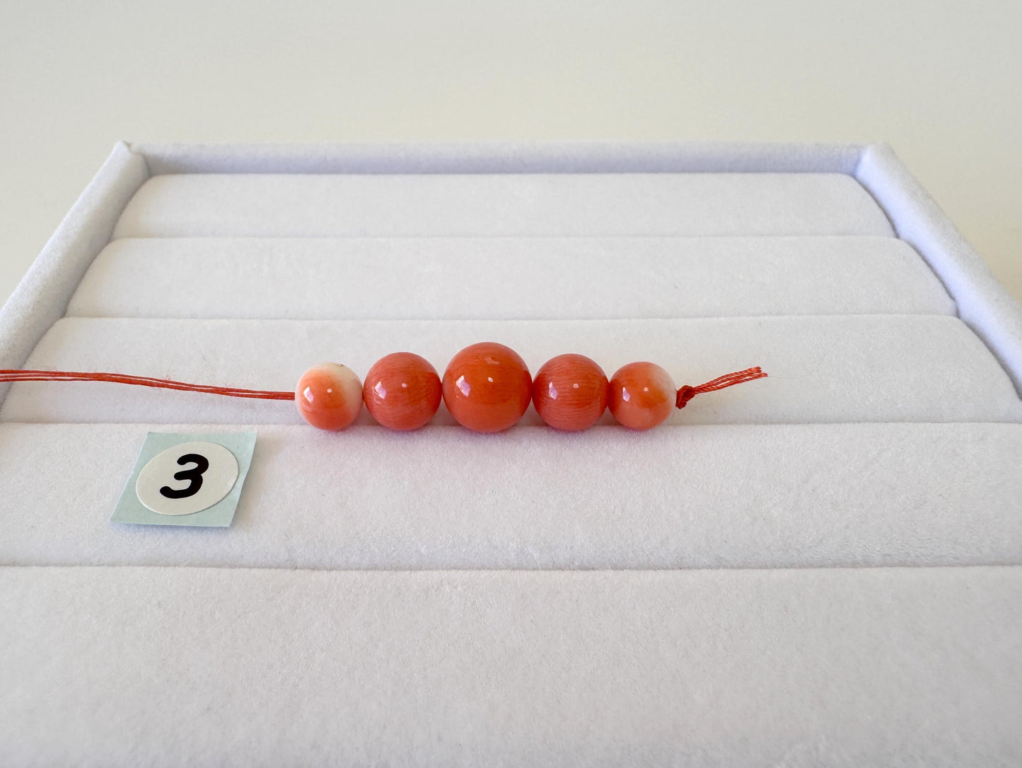 Momo Coral Beads, Orange White (Set of 5, 5.7-7.5mm)