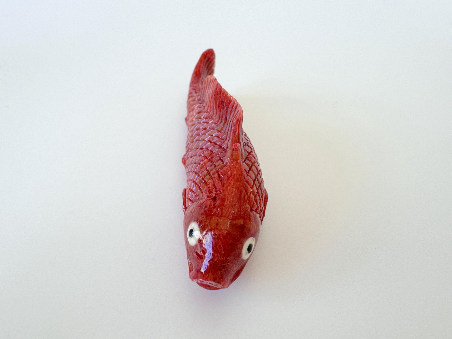 Sponge Coral Carp Carving: 58mm Apple Coral Fish