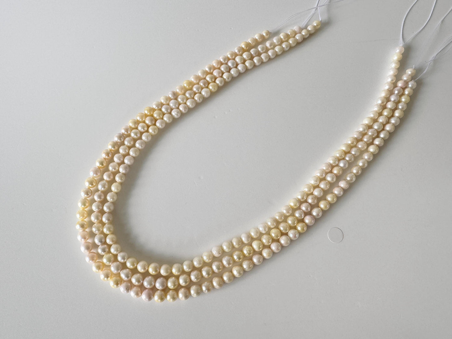 Japanese Akoya Pearl Strand - Cultured Saltwater Beads - 5-5.7mm Off Cream/Yellow, Full 40cm Length, Jewelry Crafts, Value-Priced