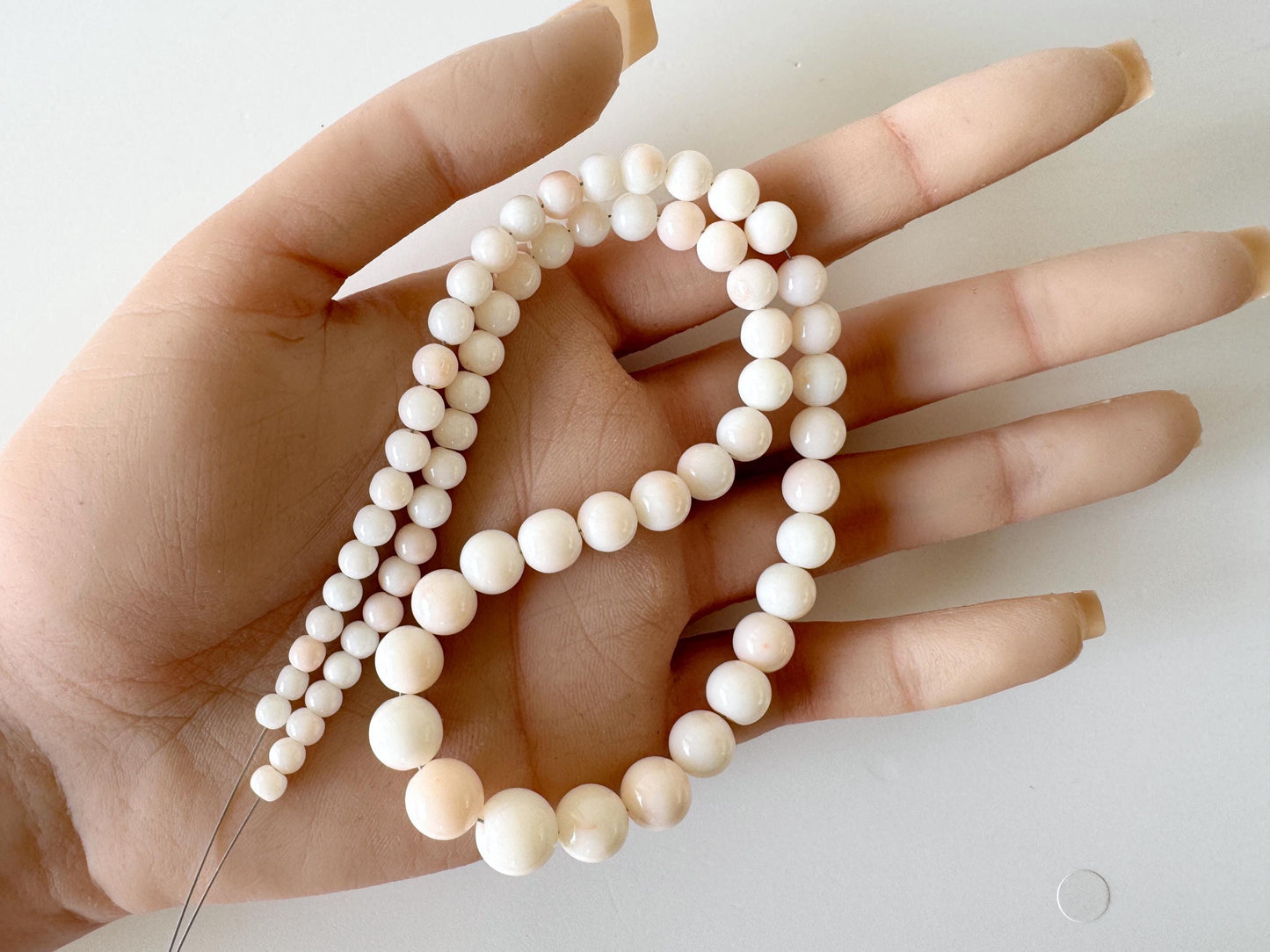 Natural Coral Strand Midway Deep Sea: White/Very Slightly Light Pink - Round Beads, 4.3-10mm, 40cm Length, Jewelry Making Supplies