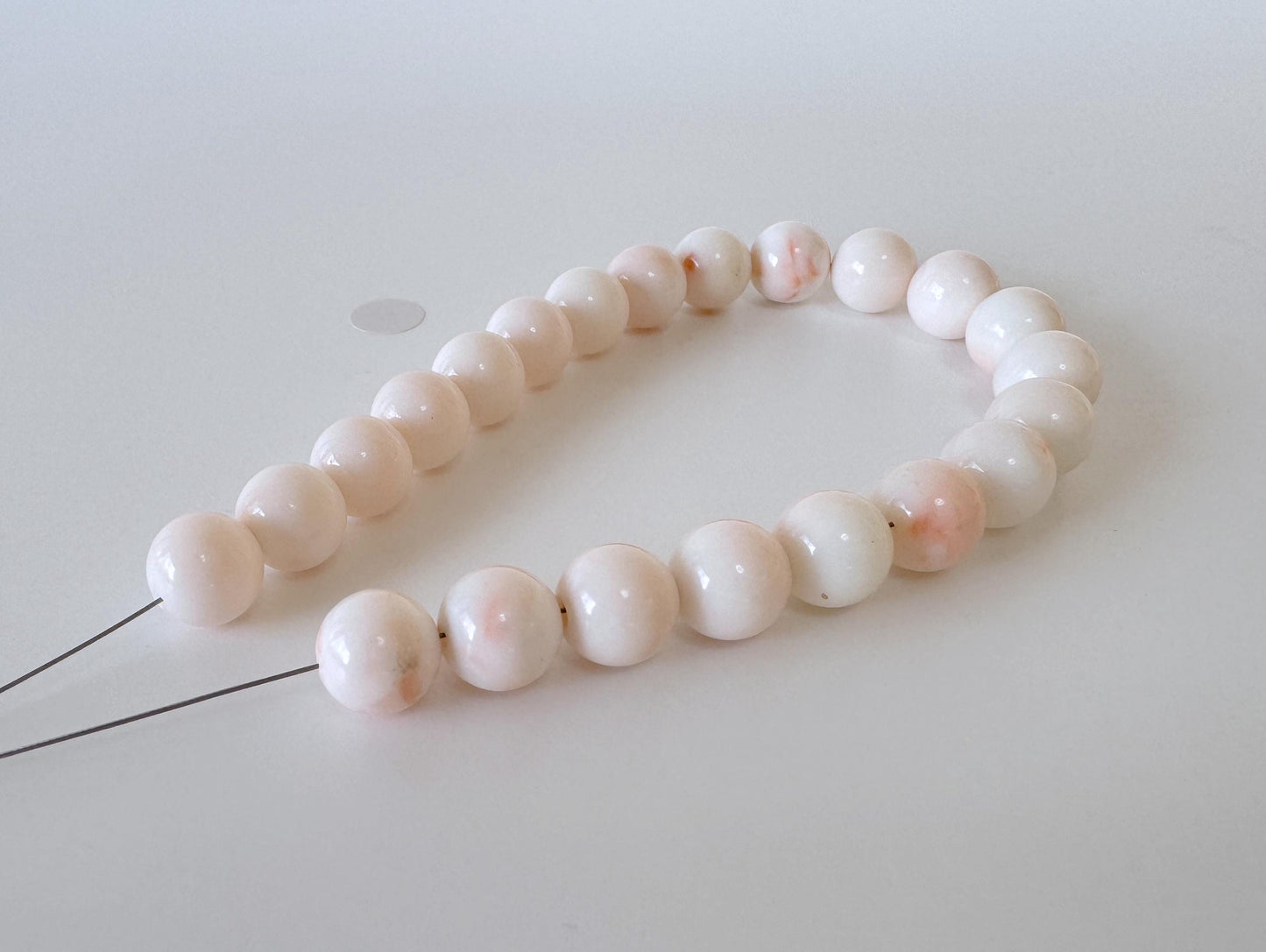 Natural Coral Strand - Organic Deep Sea Coral Round Beads, White & Orange Spotted, 8.2-8.6mm 18cm