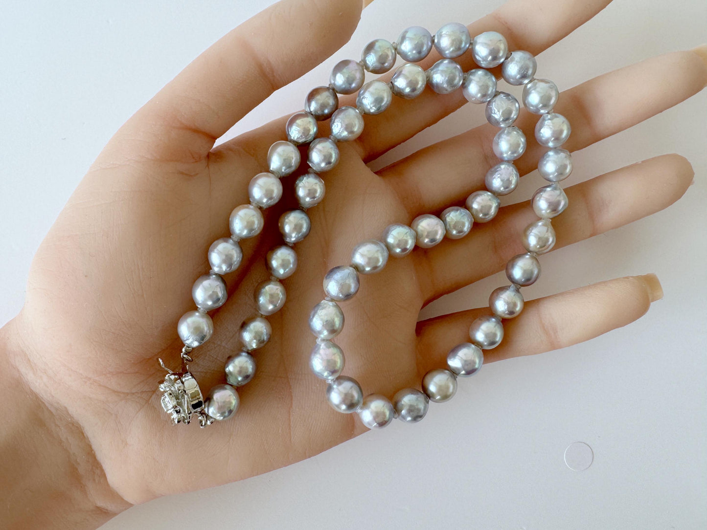 Japanese Akoya Pearl : Natural Blue Silver Color - Cultured Saltwater Pearls, 7.5-8mm Beads, Silver Clasp Necklace