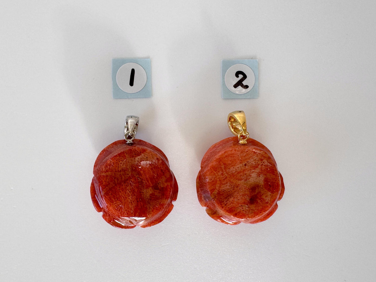 Sponge Coral Rose Pendant, Light Red, 20mm (Brass Bail)