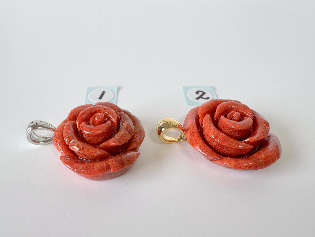 Sponge Coral Rose Pendant, Light Red, 20mm (Brass Bail)