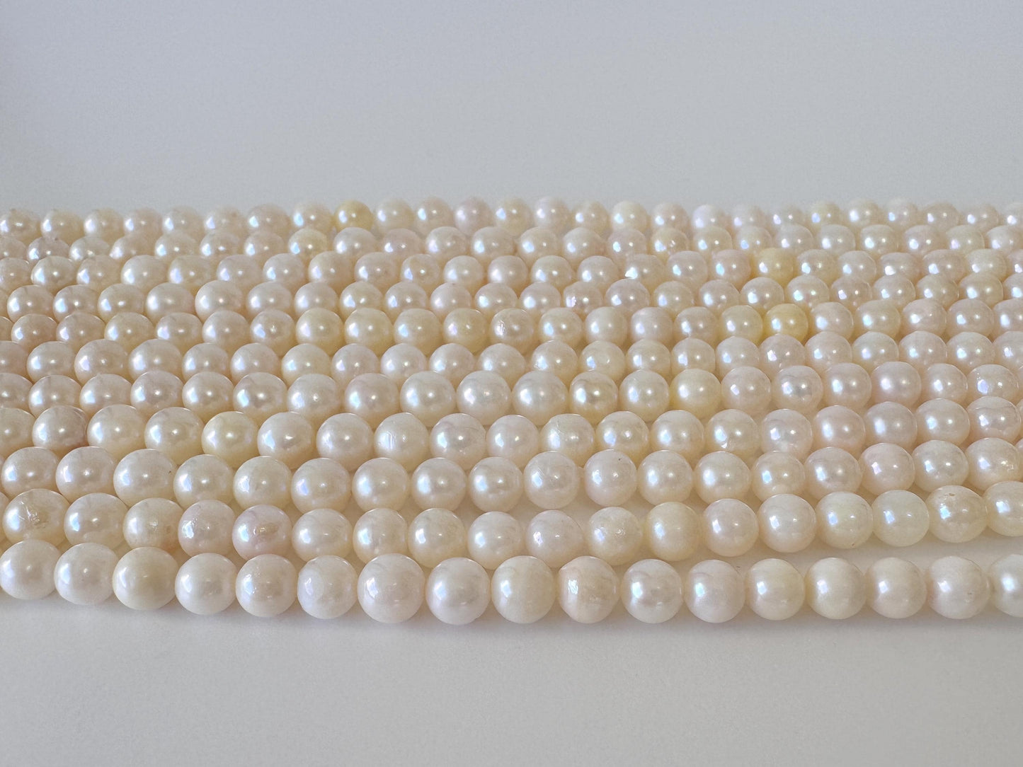 Japanese Akoya Pearl Strand - Cultured Saltwater Beads - 5-5.8mm White-Off White, Full 40cm Length, Jewelry Crafts, Value-Priced
