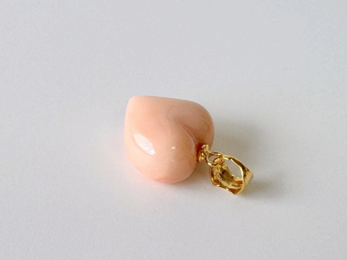 Coral Pendant Heart Shaped Natural Deep Sea Coral: Pink/Angel Skin Tones, Silver (Gold-Plated) Bail (16.4x15mm, Jewelry)