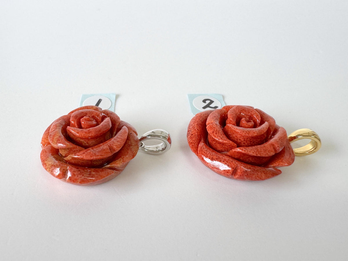 Sponge Coral Rose Pendant, Light Red, 20mm (Brass Bail)