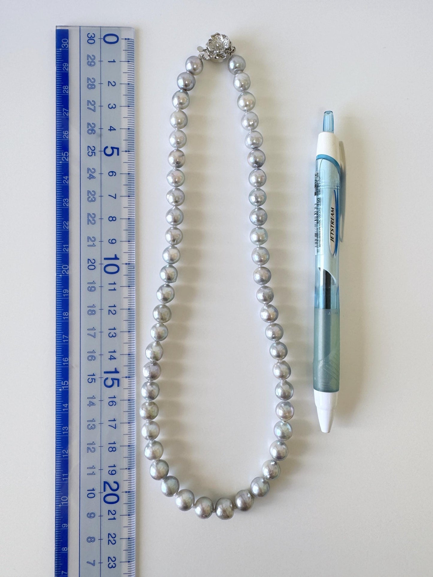 Japanese Akoya Pearl : Natural Blue Silver Color - Cultured Saltwater Pearls, 8-8.5mm Beads, Silver Clasp Necklace