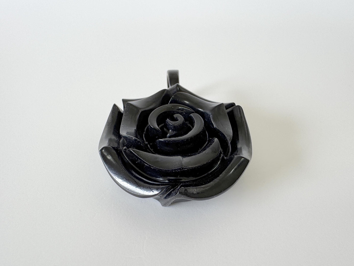 Jet Rose Carving Pendant, 40mm Diameter Rose, Price per Piece
