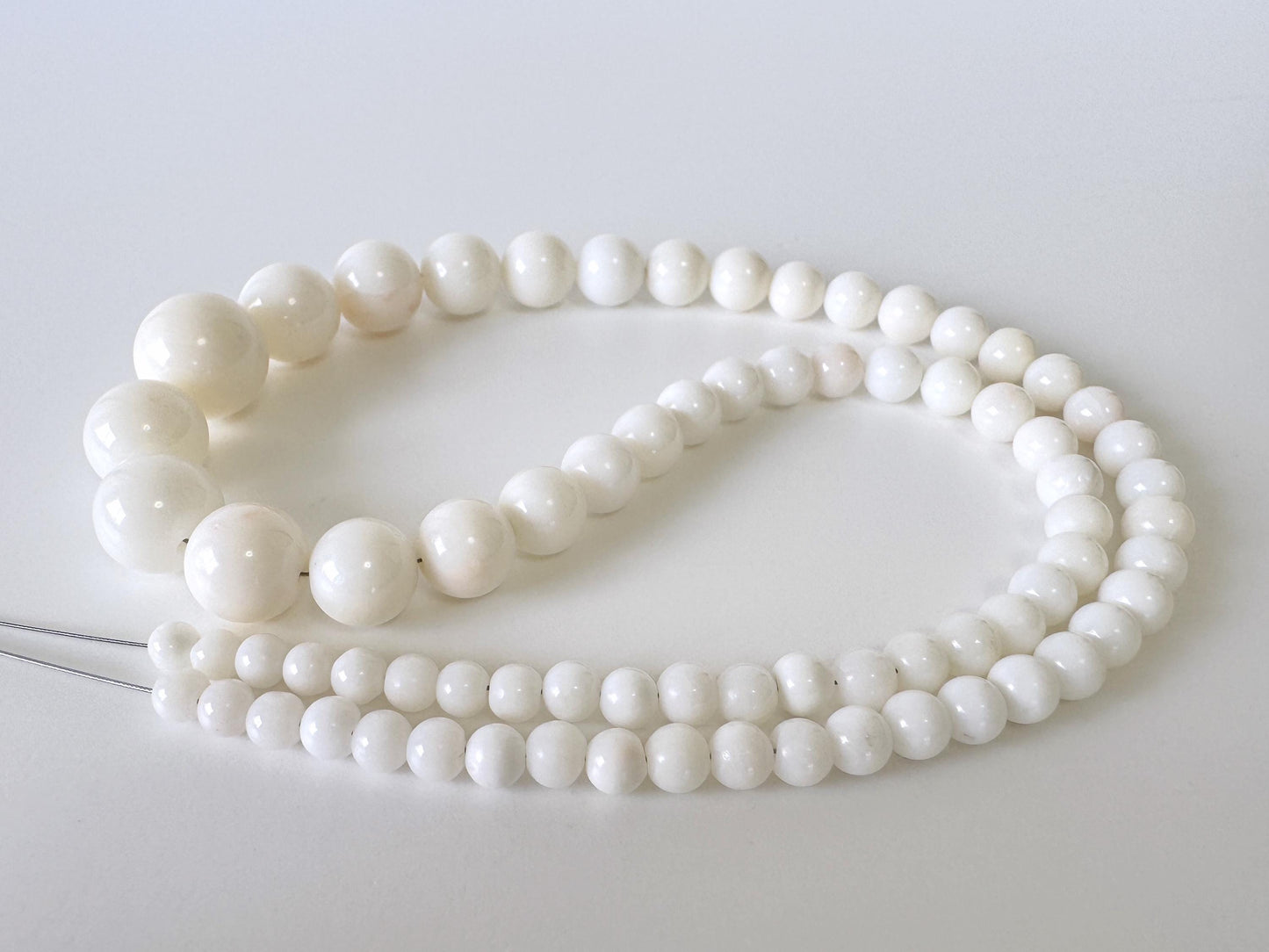 Natural Coral Strand - Deep Sea Midway White Round Beads - 4.2-13.6mm Size, 17.7in Length, Jewelry Making Supplies