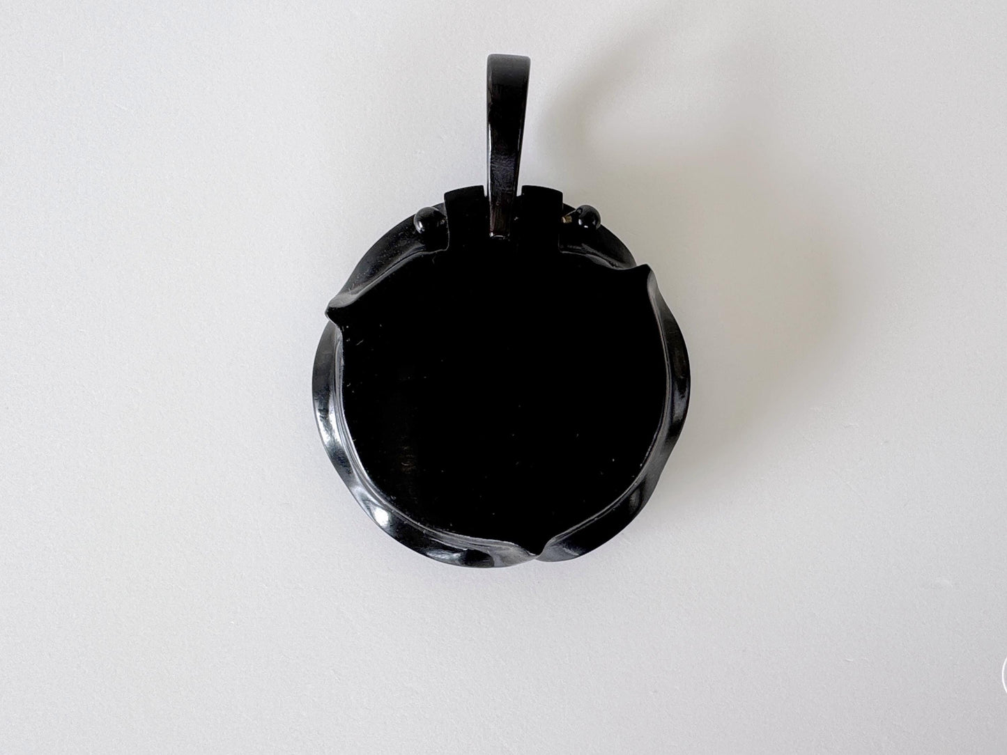 Jet Rose Carving Pendant, 40mm Diameter Rose, Price per Piece