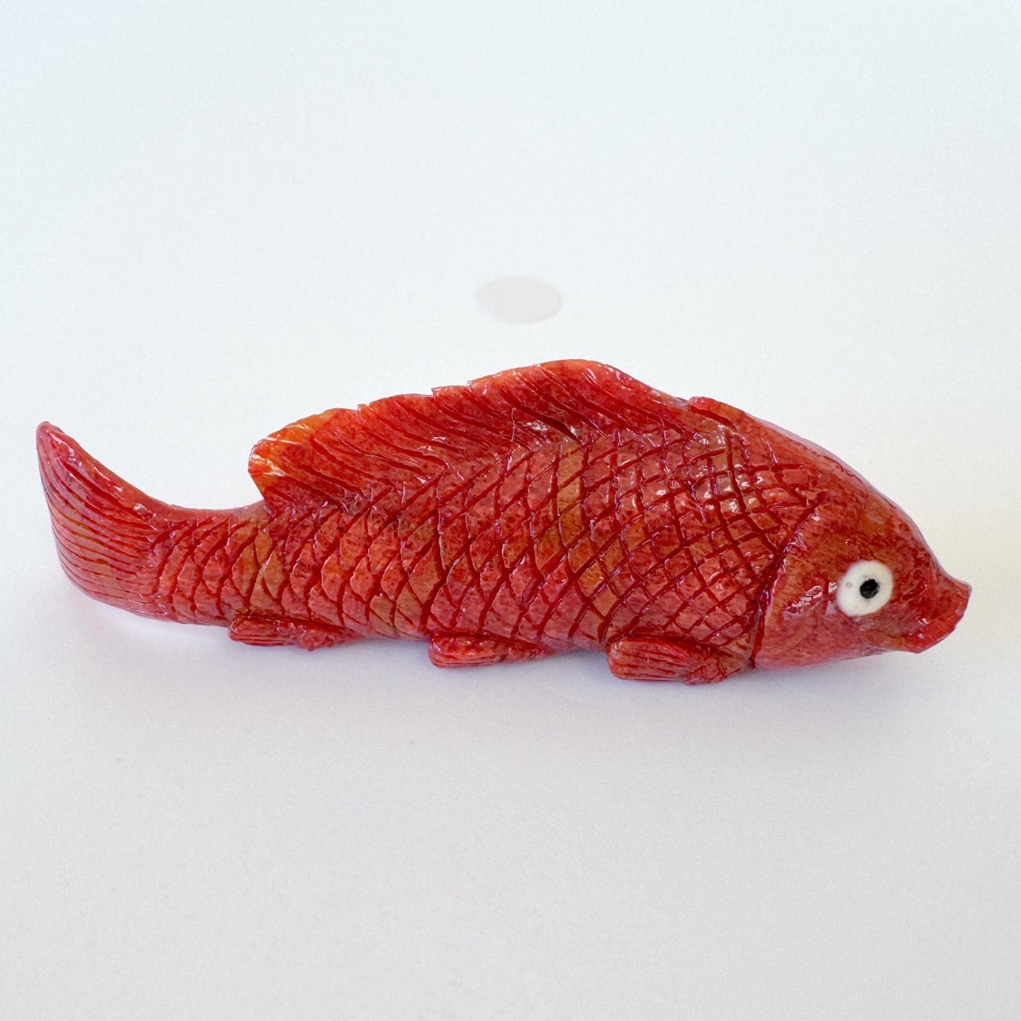 Sponge Coral Carp Carving: 58mm Apple Coral Fish