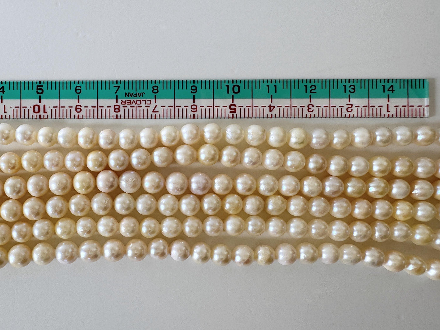 Japanese Akoya Pearl Strand - Cultured Saltwater Beads - 5-5.7mm Off White/Cream, Full 40cm Length, Jewelry Crafts, Value-Priced