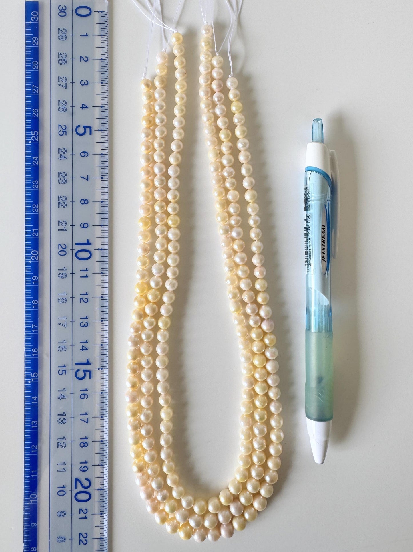 Japanese Akoya Pearl Strand - Cultured Saltwater Beads - 5-5.7mm Off Cream/Yellow, Full 40cm Length, Jewelry Crafts, Value-Priced
