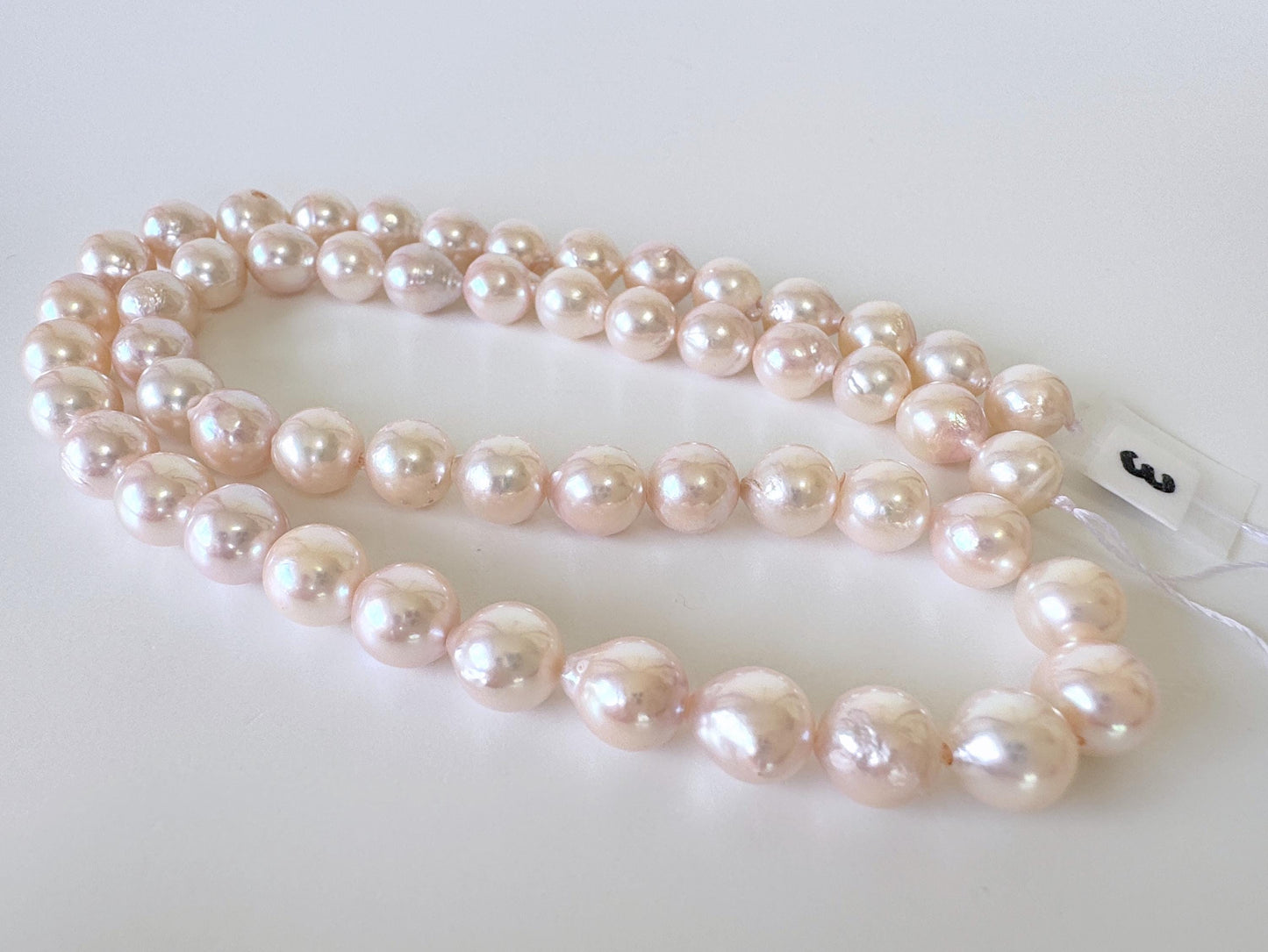 Japanese Akoya Pearl Strand 7-7.5mm Baroque Beads, White Pink Overtone (40cm + 2pcs, Saltwater Cultured)
