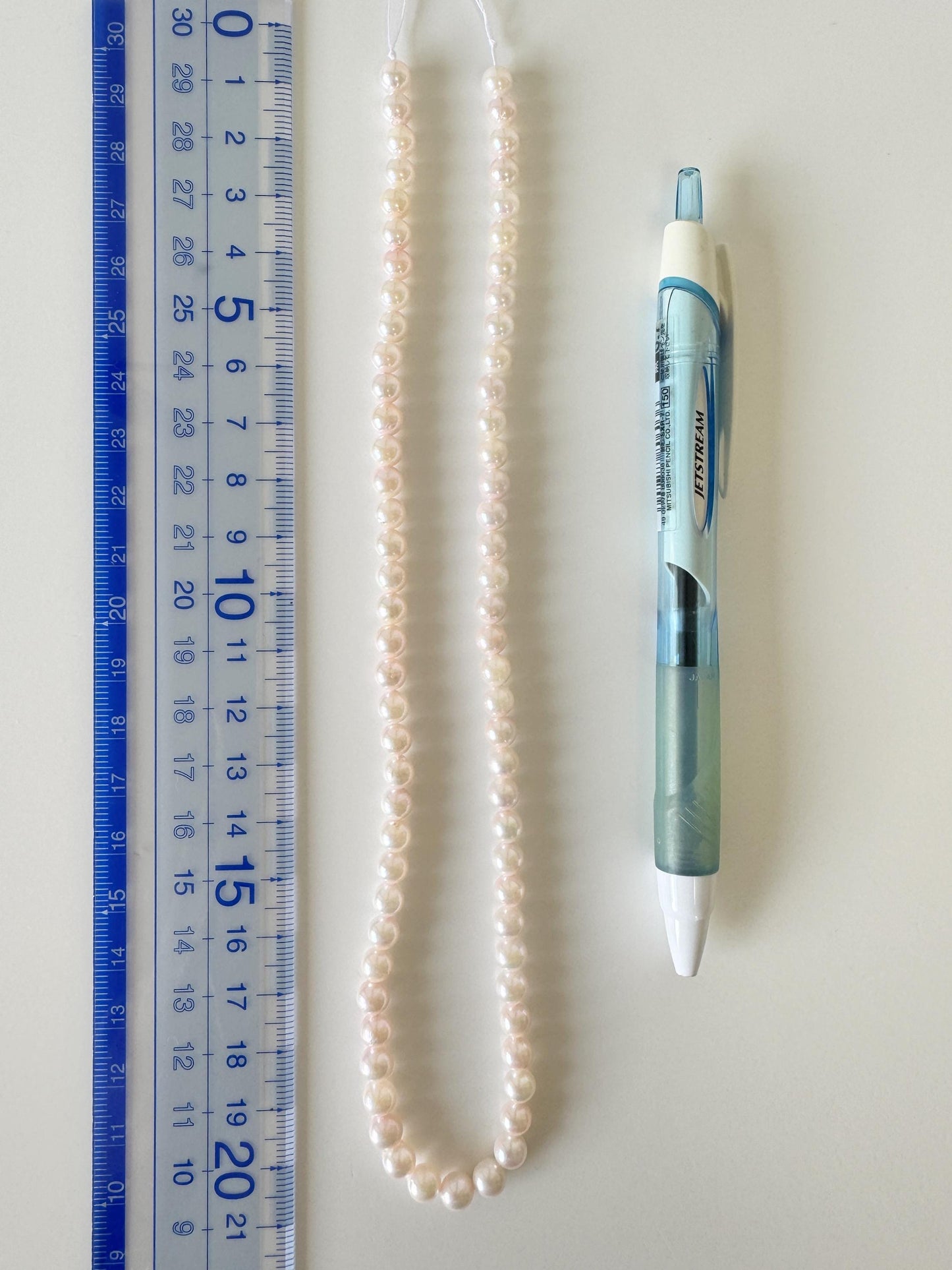 Akoya Pearl Strand: 5.5-6mm Japanese Cultured Pearls, White Pink Overtone | Full Strand, Saltwater Gems, 40cm Length