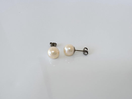 Japanese Cream White Akoya Pearl Stud Earrings, 8mm, Titanium Post/Ear Nuts, Genuine Akoya Pearl, Salt water pearl, Value-priced